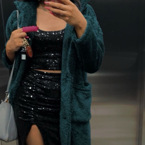 Black sequin crop top, Commando brand, size large - Picture 5 of 5